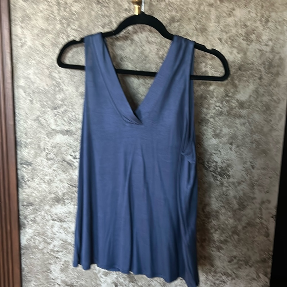 Banana Republic Factory Size S- Sleeves Top-Blue